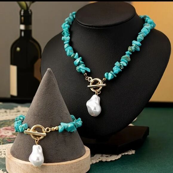 Turquoise and Pearl Beaded Golden  Necklace and Bracelet Set Fashion Jewelry - Picture 4 of 8